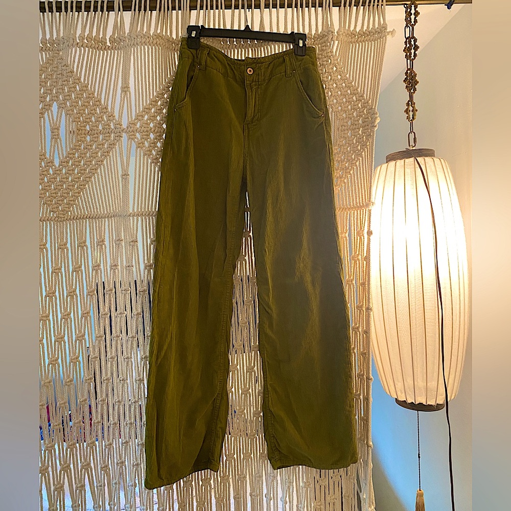 Free people corduroy pants. Size 26. Green